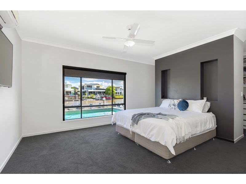 25 Marina Parade, Jacobs Well QLD 4208