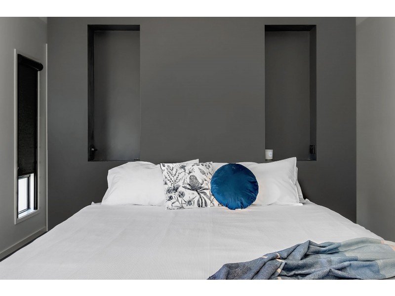 25 Marina Parade, Jacobs Well QLD 4208