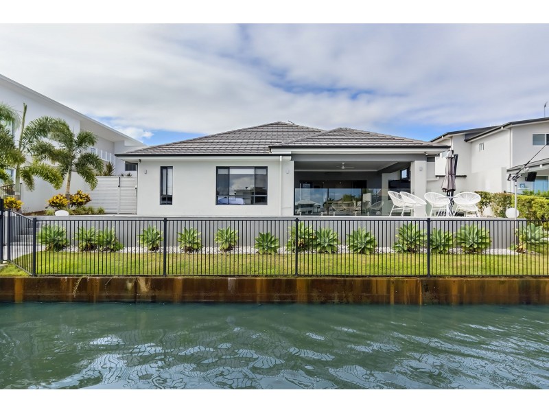 25 Marina Parade, Jacobs Well QLD 4208