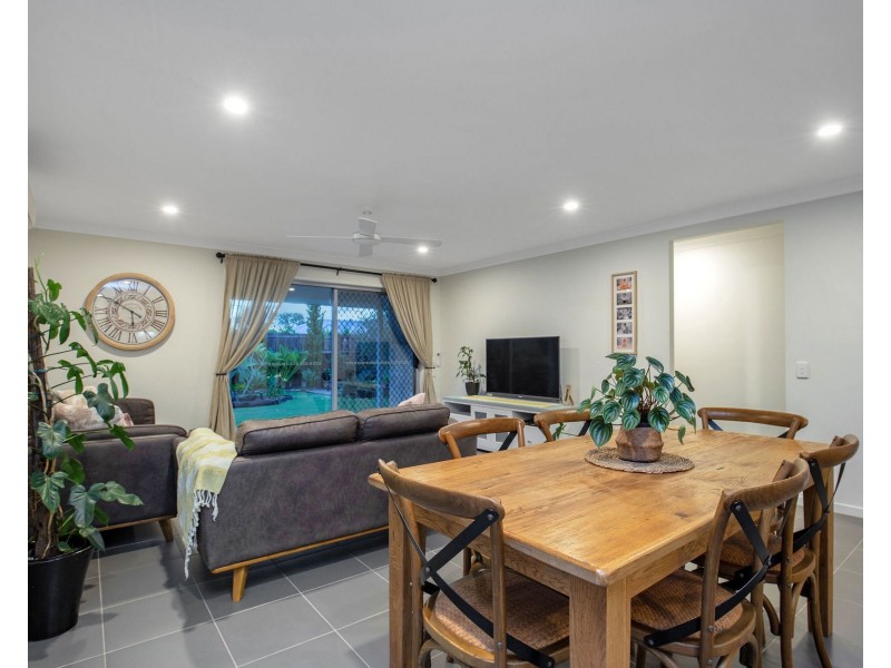 13 Helmore Road, Jacobs Well QLD 4208