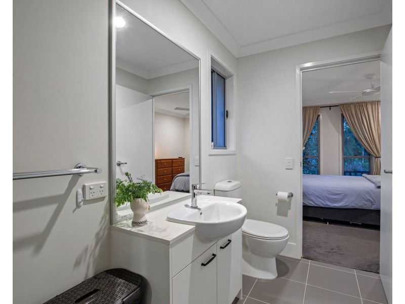 13 Helmore Road, Jacobs Well QLD 4208