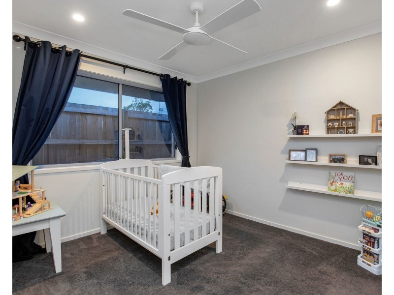 13 Helmore Road, Jacobs Well QLD 4208