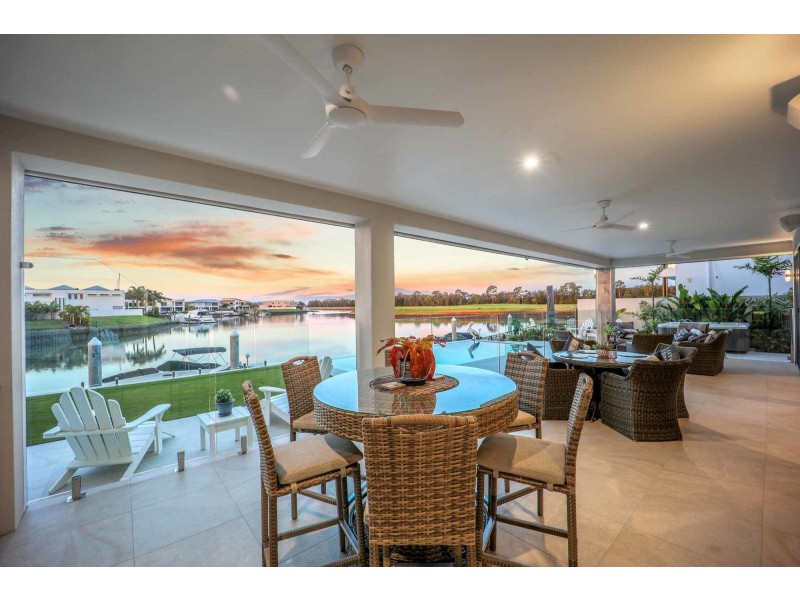 48 Poinciana Place, Jacobs Well QLD 4208