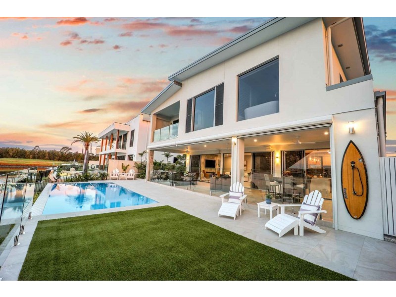 48 Poinciana Place, Jacobs Well QLD 4208