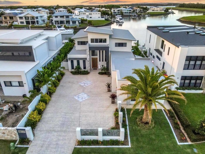 48 Poinciana Place, Jacobs Well QLD 4208