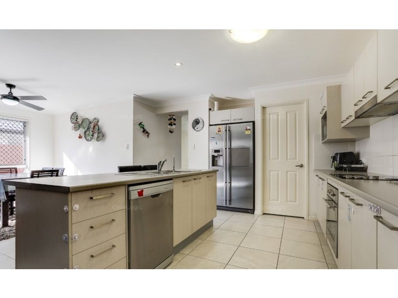 2/82 South Quarter Drive, Loganlea QLD 4131