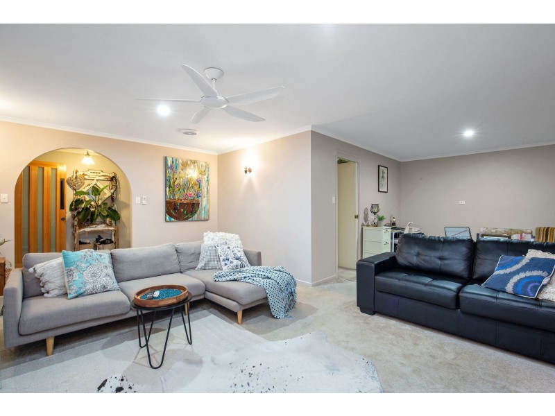 34 Pelican Parade, Jacobs Well QLD 4208