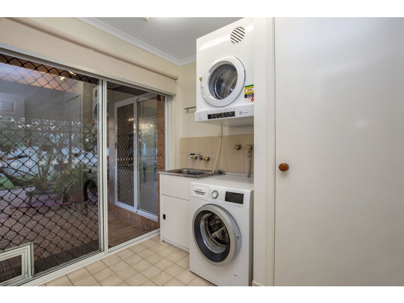 34 Pelican Parade, Jacobs Well QLD 4208