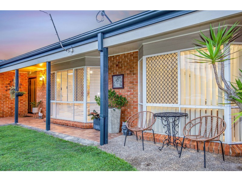 34 Pelican Parade, Jacobs Well QLD 4208