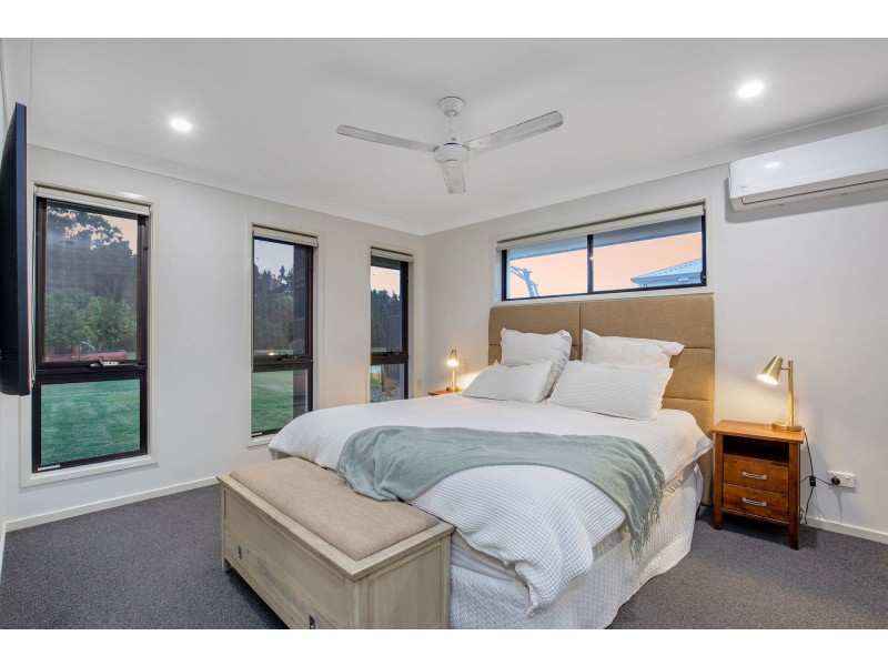 25 Corbould Court, Jacobs Well QLD 4208