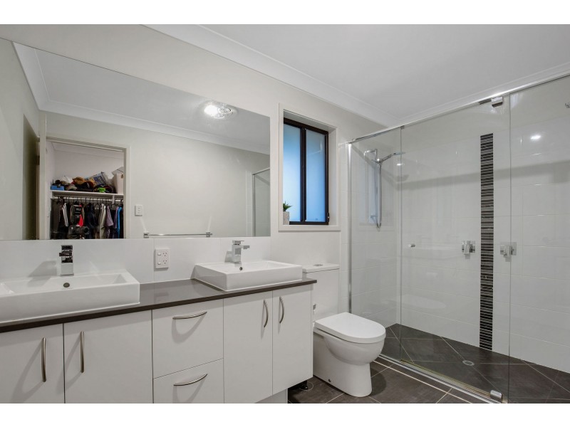 25 Corbould Court, Jacobs Well QLD 4208