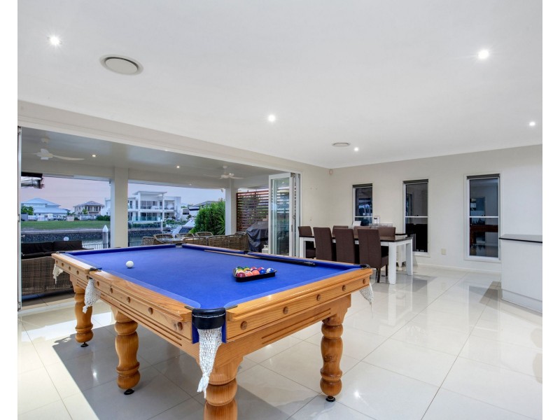 33 Marina Parade, Jacobs Well QLD 4208