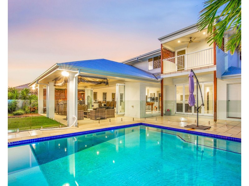 33 Marina Parade, Jacobs Well QLD 4208