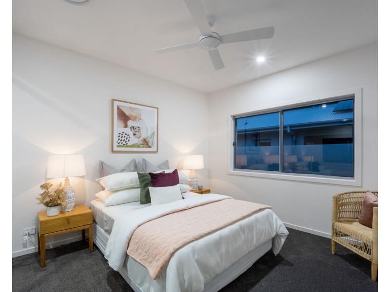 10 Frangipani Court, Jacobs Well QLD 4208