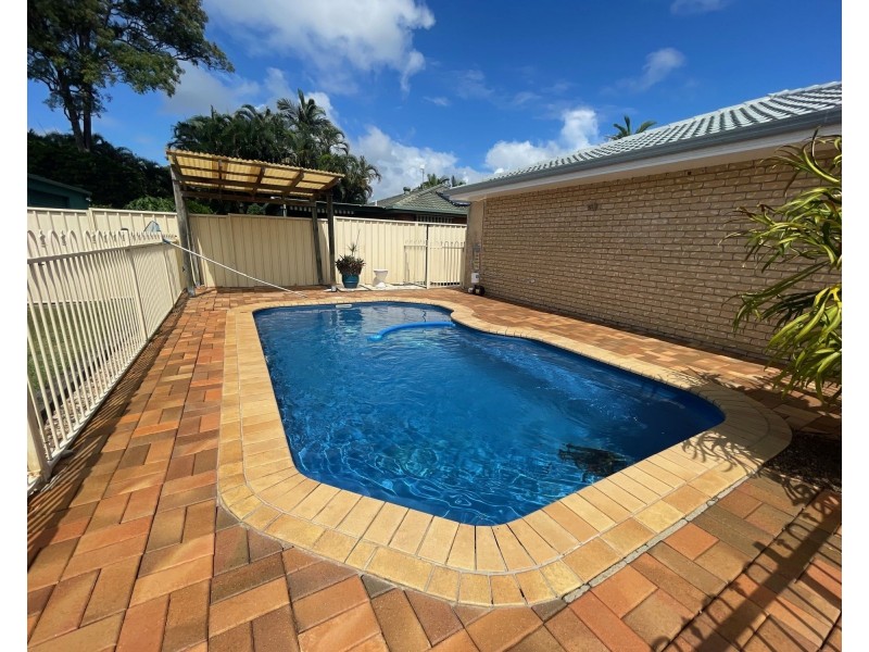 26 Helmore Road, Jacobs Well QLD 4208