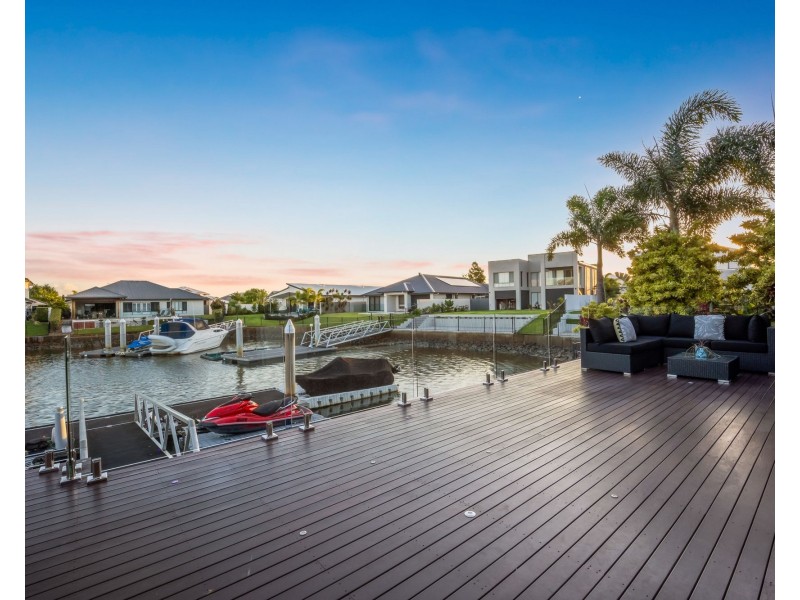 7 Marina Parade, Jacobs Well QLD 4208