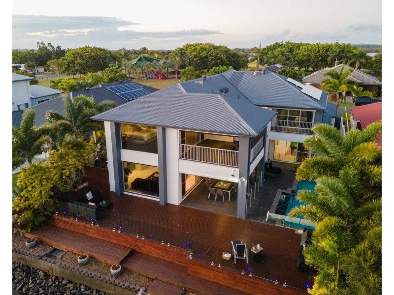 7 Marina Parade, Jacobs Well QLD 4208