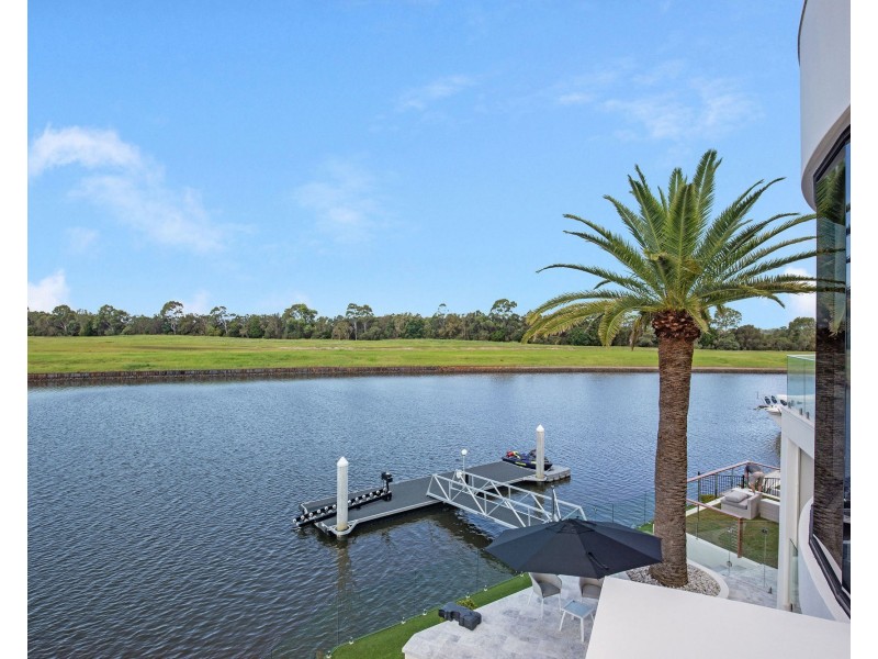 52 Poinciana Place, Jacobs Well QLD 4208