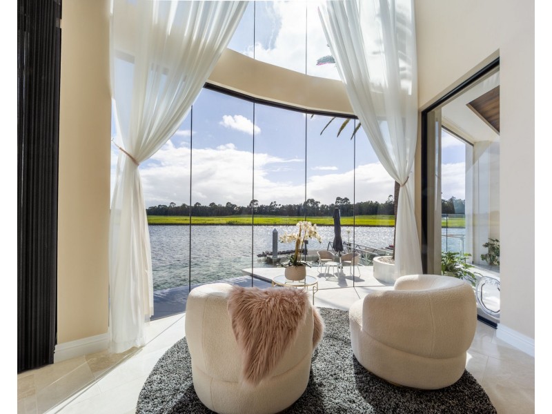 52 Poinciana Place, Jacobs Well QLD 4208