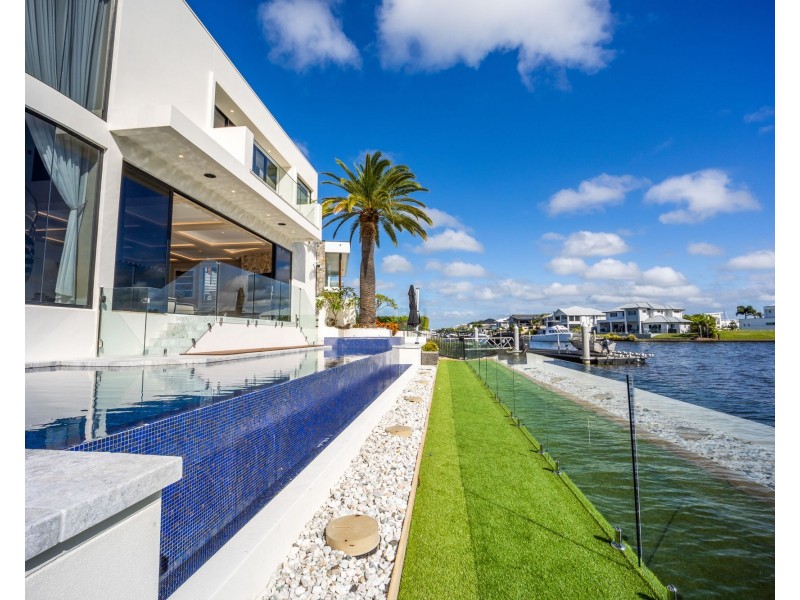 52 Poinciana Place, Jacobs Well QLD 4208