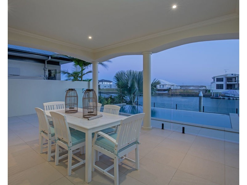 27 Windward Place, Jacobs Well QLD 4208