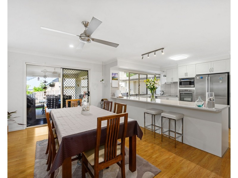 32 Peachester Close, Ormeau QLD 4208