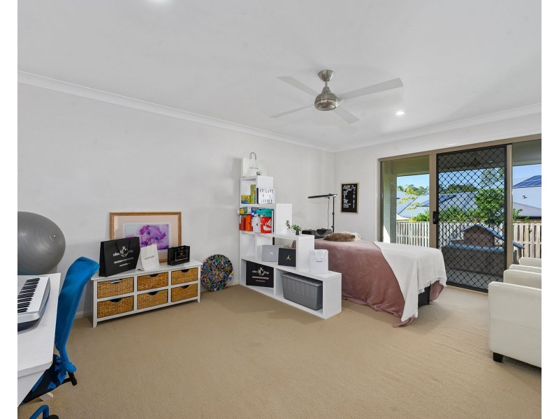 32 Peachester Close, Ormeau QLD 4208