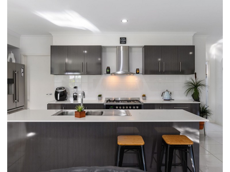 24 River Run Circuit, Ormeau Hills QLD 4208