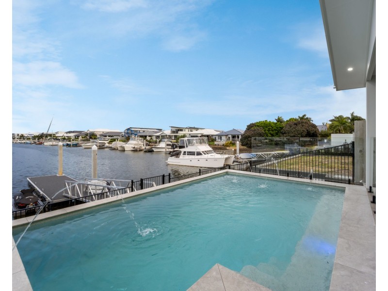 255 Harbour Boulevard, Jacobs Well QLD 4208