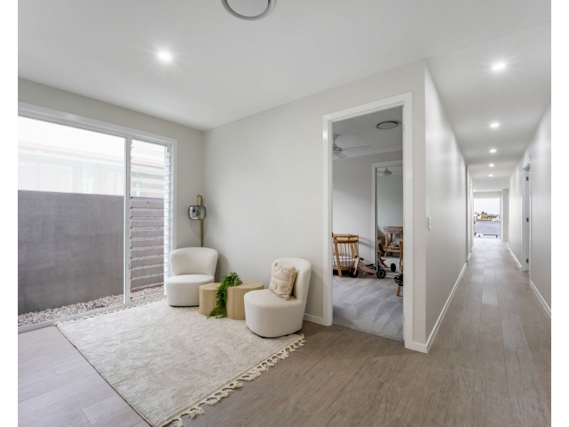 255 Harbour Boulevard, Jacobs Well QLD 4208