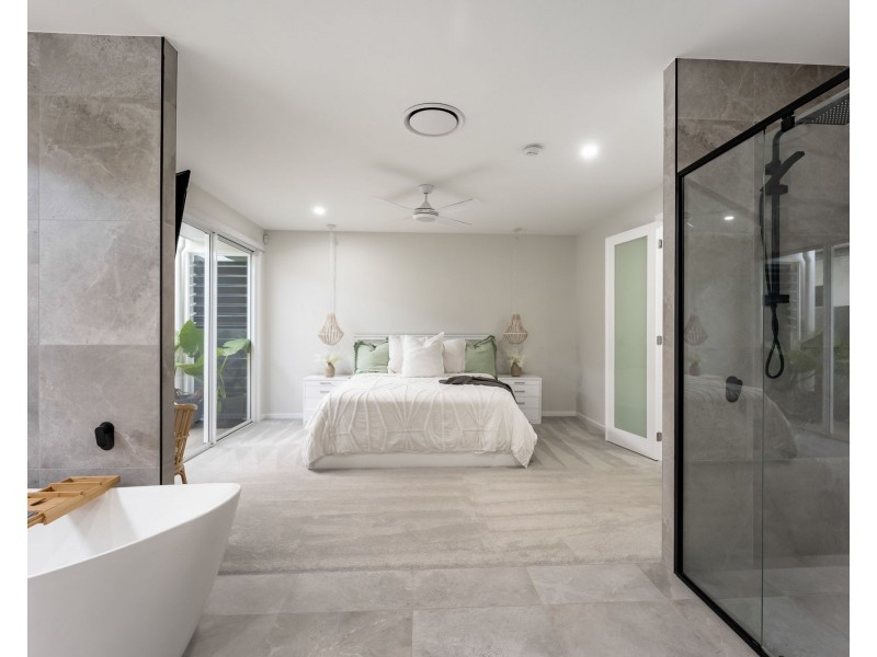 255 Harbour Boulevard, Jacobs Well QLD 4208