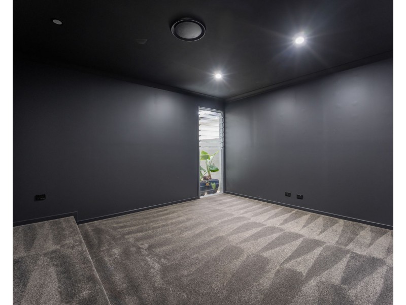 255 Harbour Boulevard, Jacobs Well QLD 4208