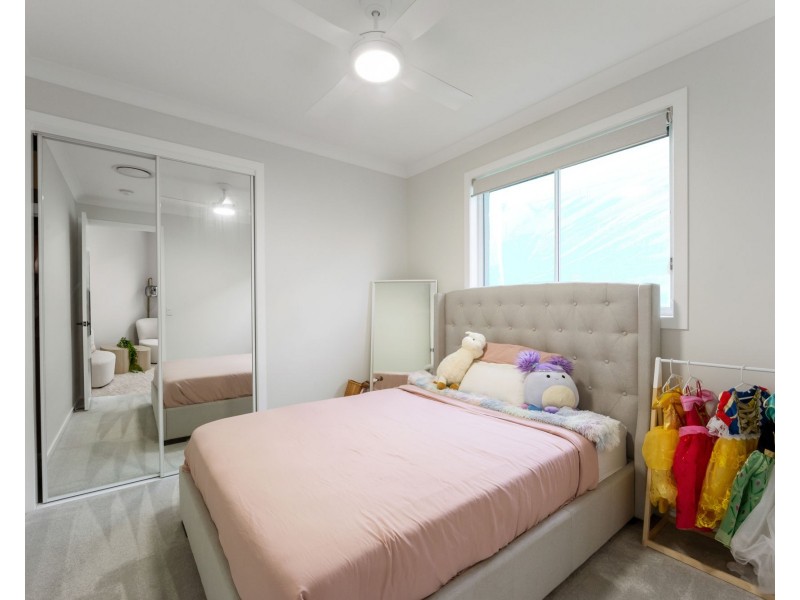 255 Harbour Boulevard, Jacobs Well QLD 4208