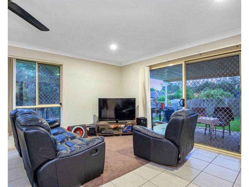 30 Armani Avenue, Pimpama QLD 4209