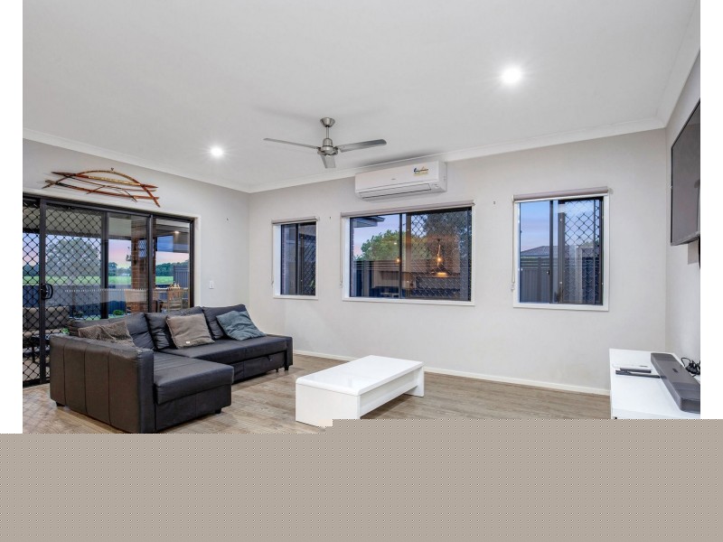 23 Esplanade, Jacobs Well QLD 4208