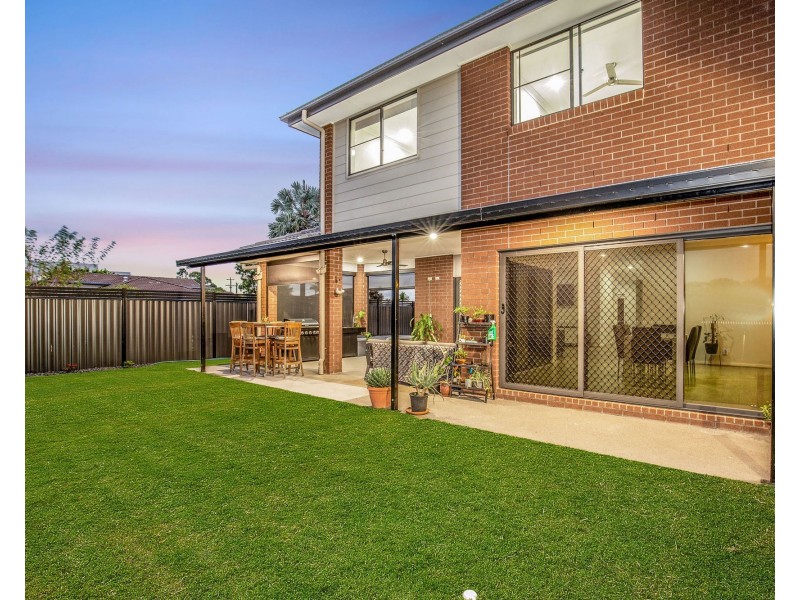23 Esplanade, Jacobs Well QLD 4208