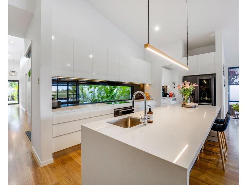 47 Poinciana Place, Jacobs Well QLD 4208