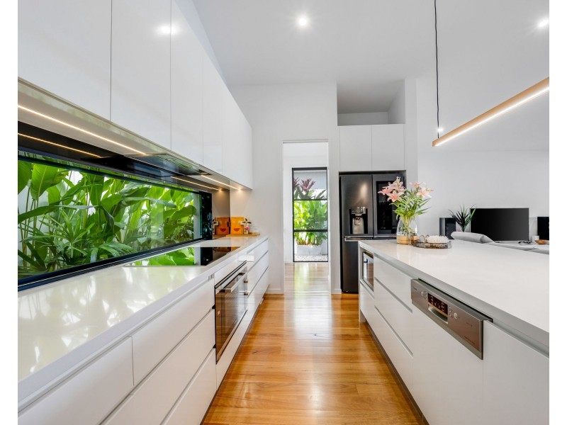 47 Poinciana Place, Jacobs Well QLD 4208