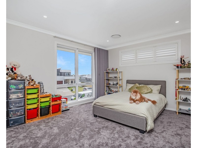 18 Frangipani Court, Jacobs Well QLD 4208