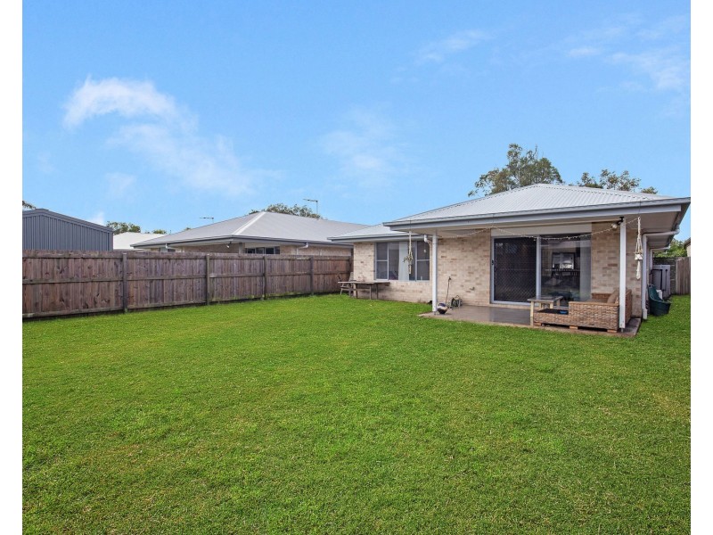 7 Helmore Road, Jacobs Well QLD 4208
