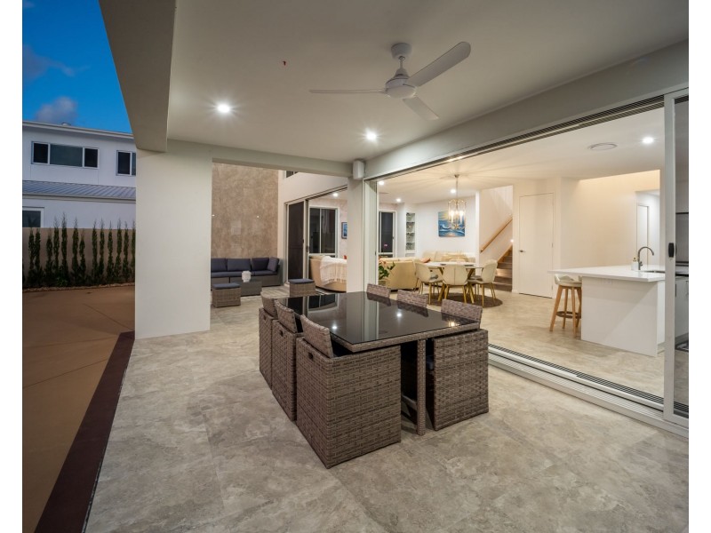 19 Frangipani Court, Jacobs Well QLD 4208