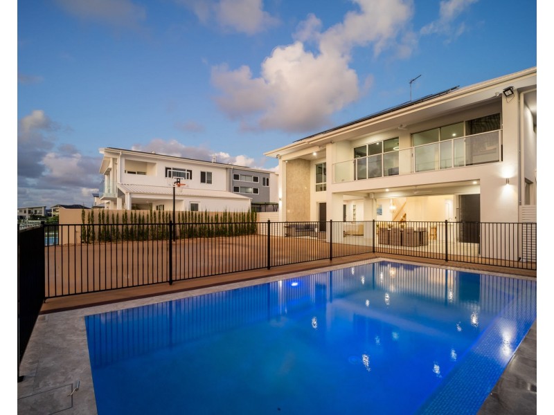 19 Frangipani Court, Jacobs Well QLD 4208