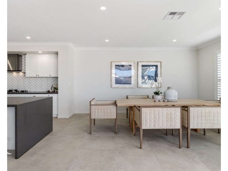147 Splendour Circuit, Rochedale QLD 4123
