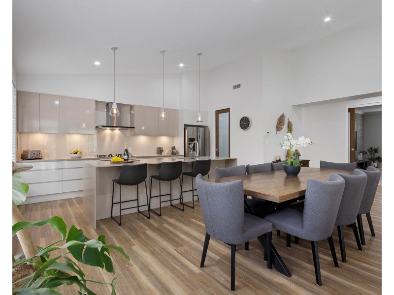 14 Paluma Crescent, Pimpama QLD 4209