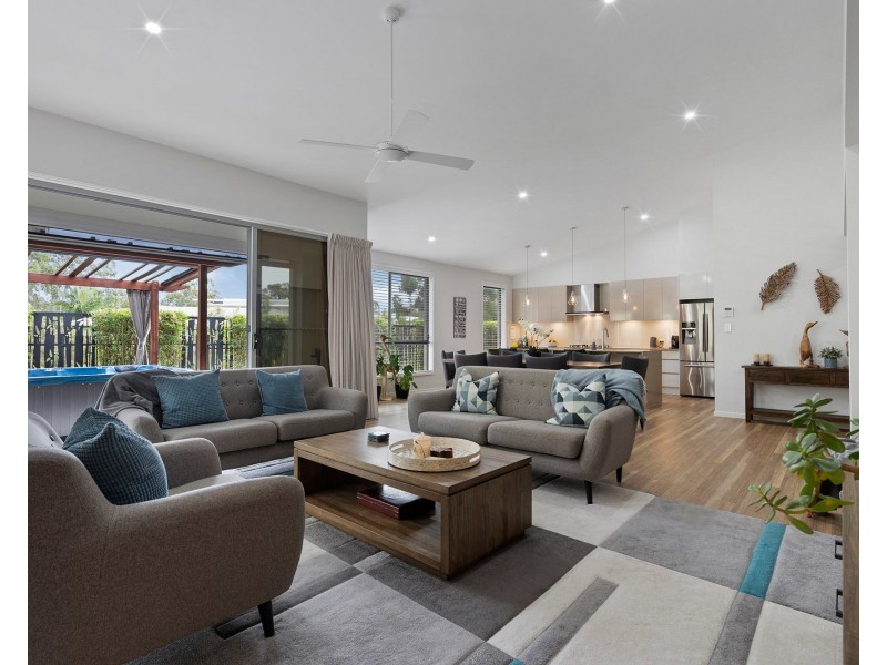 14 Paluma Crescent, Pimpama QLD 4209