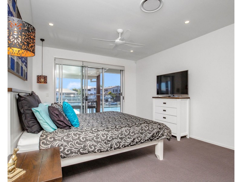 32 Poinciana Place, Jacobs Well QLD 4208