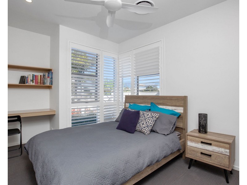 32 Poinciana Place, Jacobs Well QLD 4208