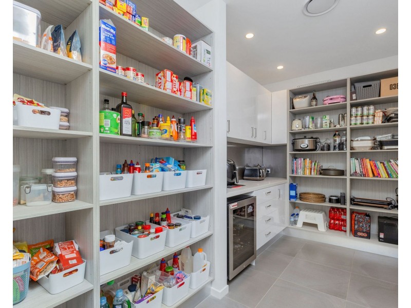 32 Poinciana Place, Jacobs Well QLD 4208