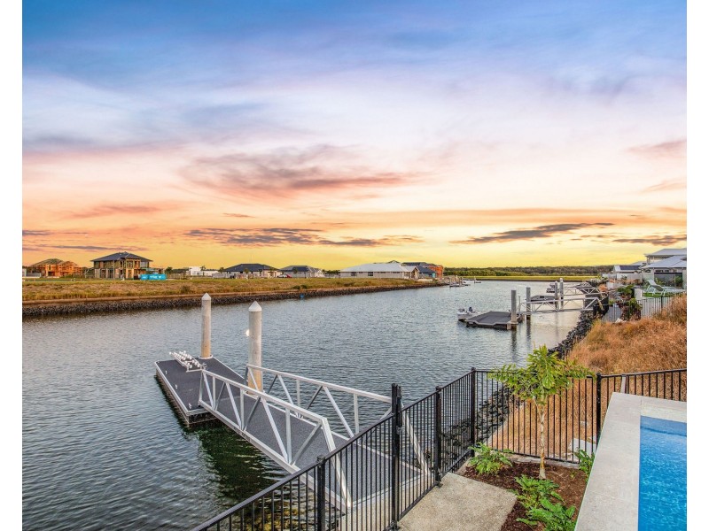 6 Frangipani Place, Jacobs Well QLD 4208