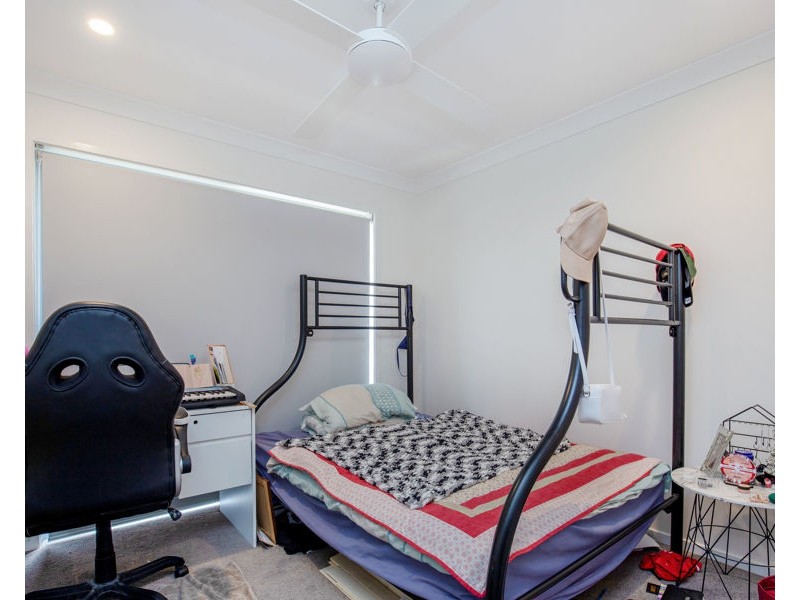 6 Blue Bay Street, Jacobs Well QLD 4208